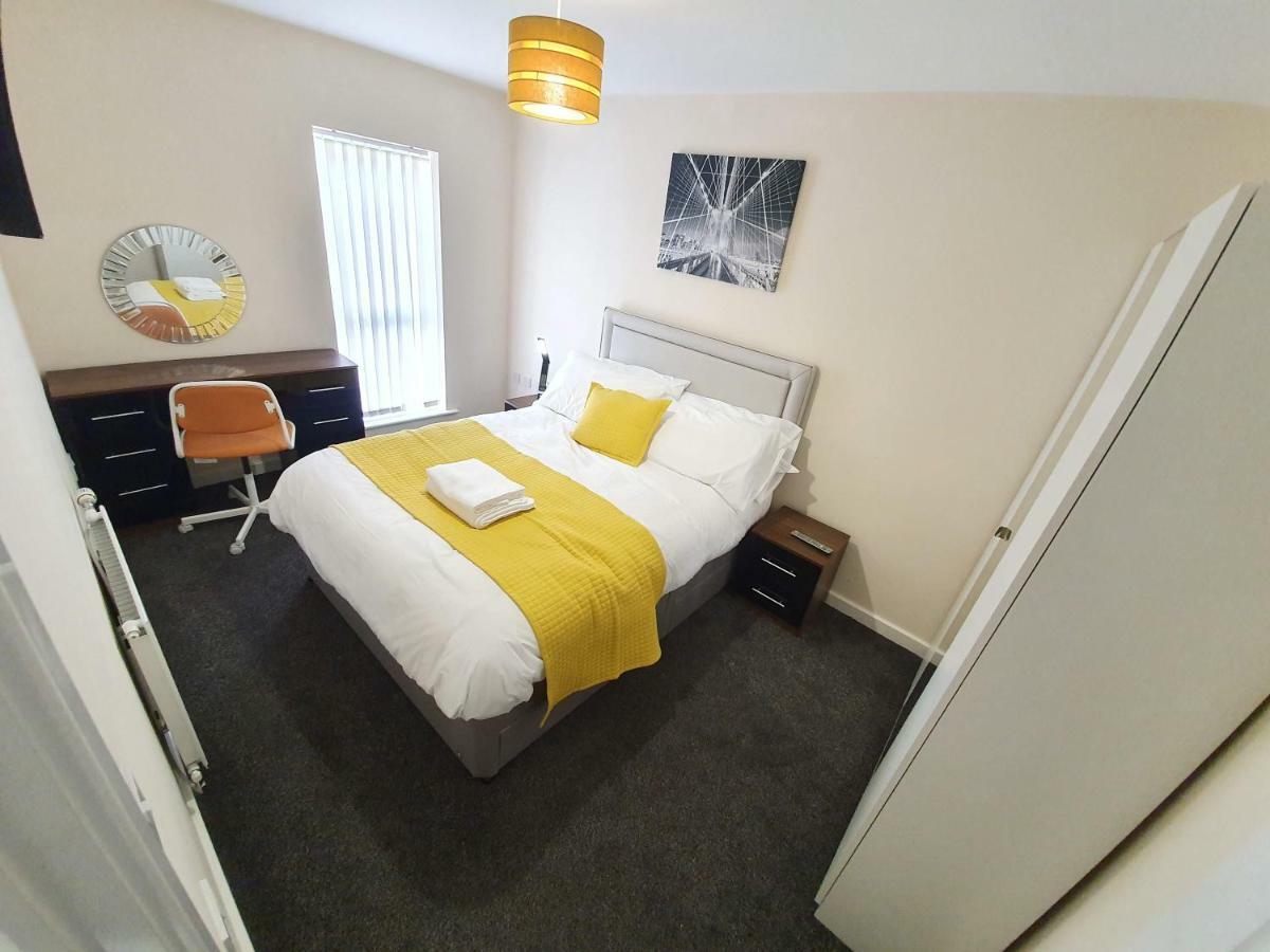 Salford Holiday Apartment Manchester Esterno foto
